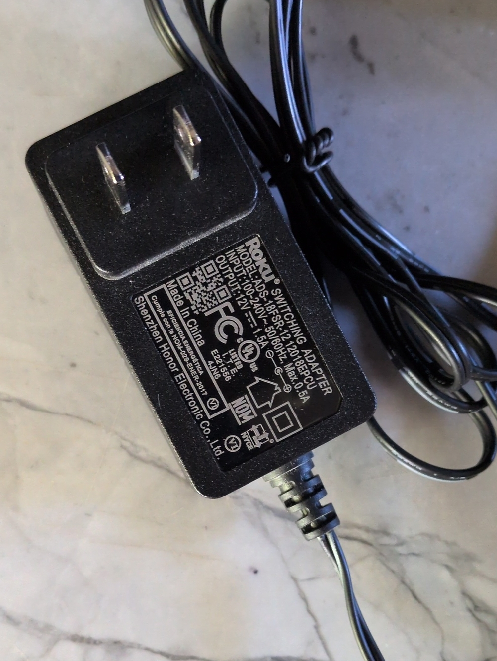 Roku Ultra With Remote - Picture 3 of 5